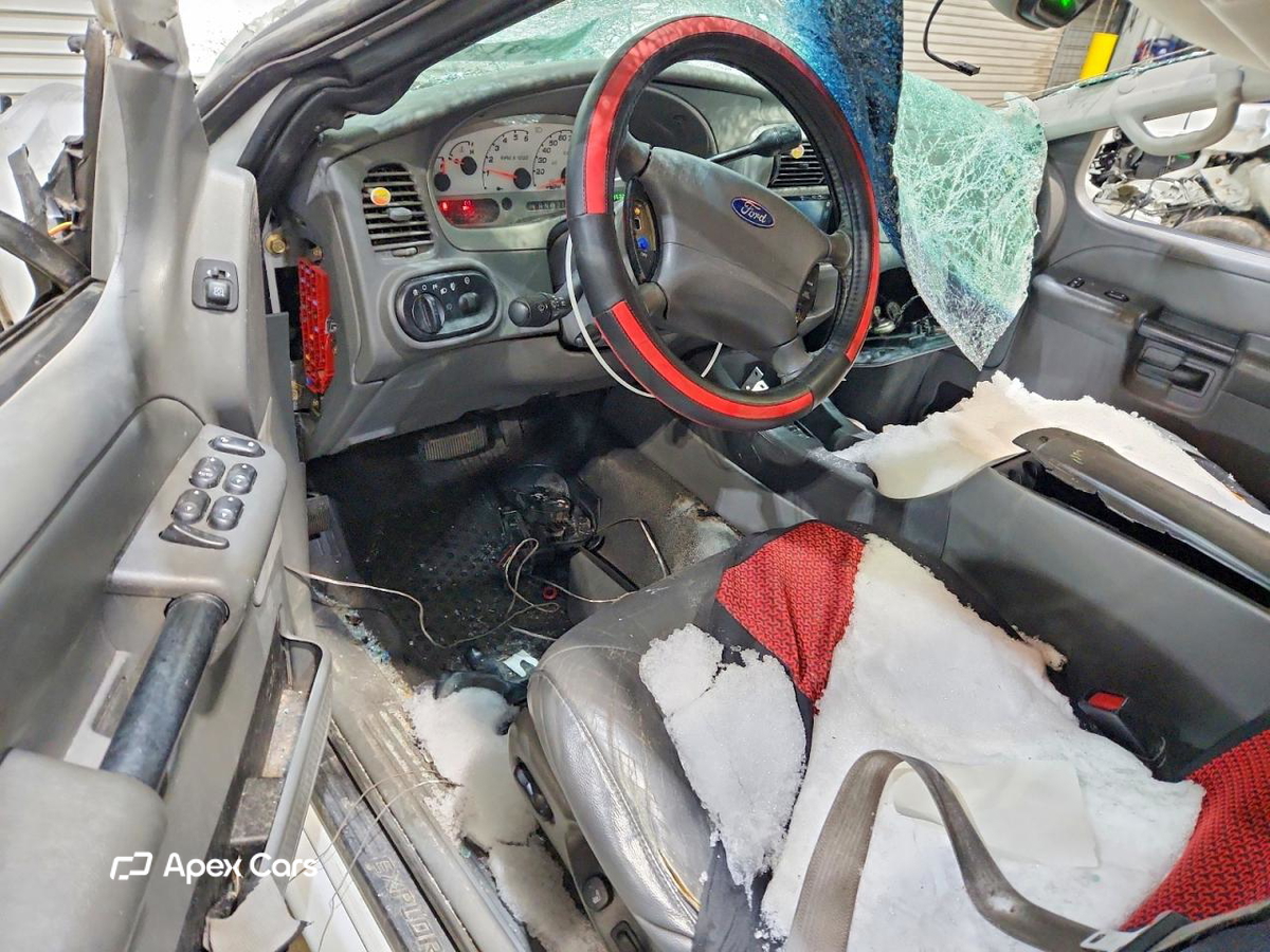 Ford Explorer 2004