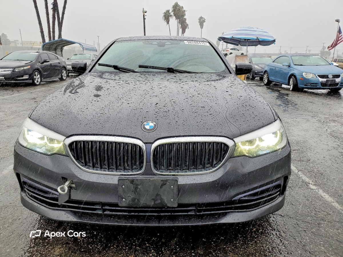 BMW Series 5 2019