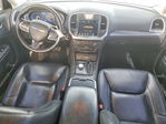 Chrysler 300 2021