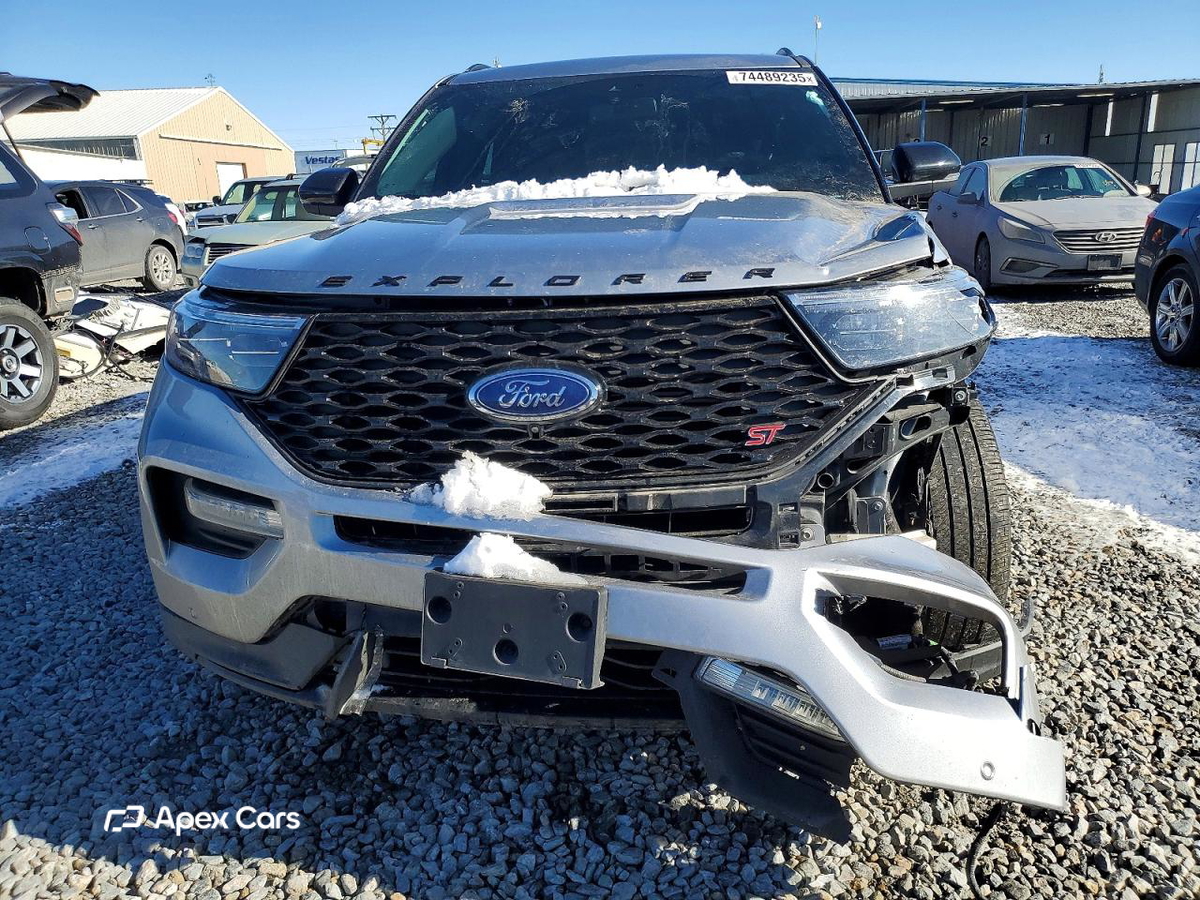 Ford Explorer 2021