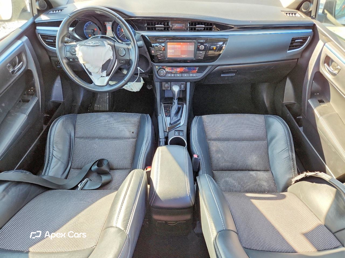 Toyota Corolla 2015