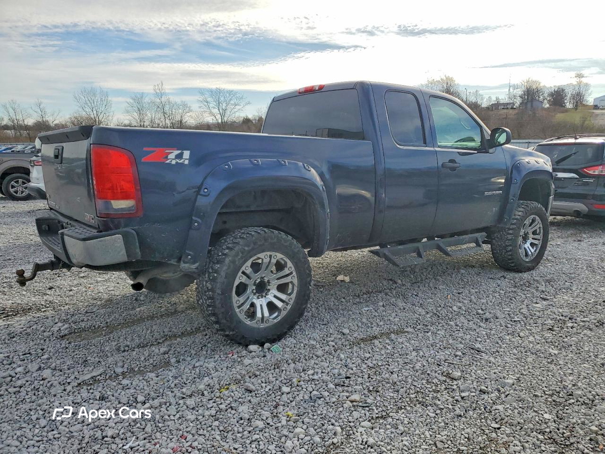 GMC Sierra 2011