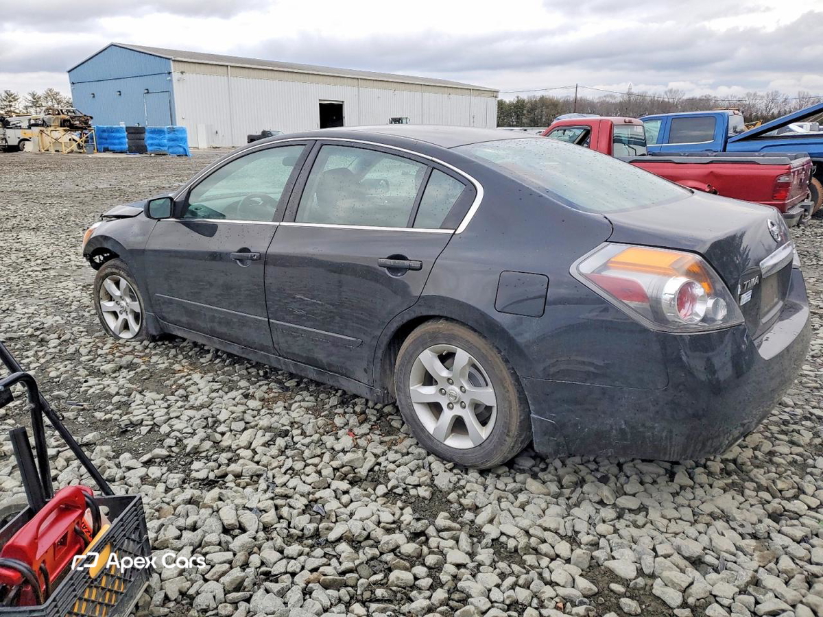 Nissan Altima 2011