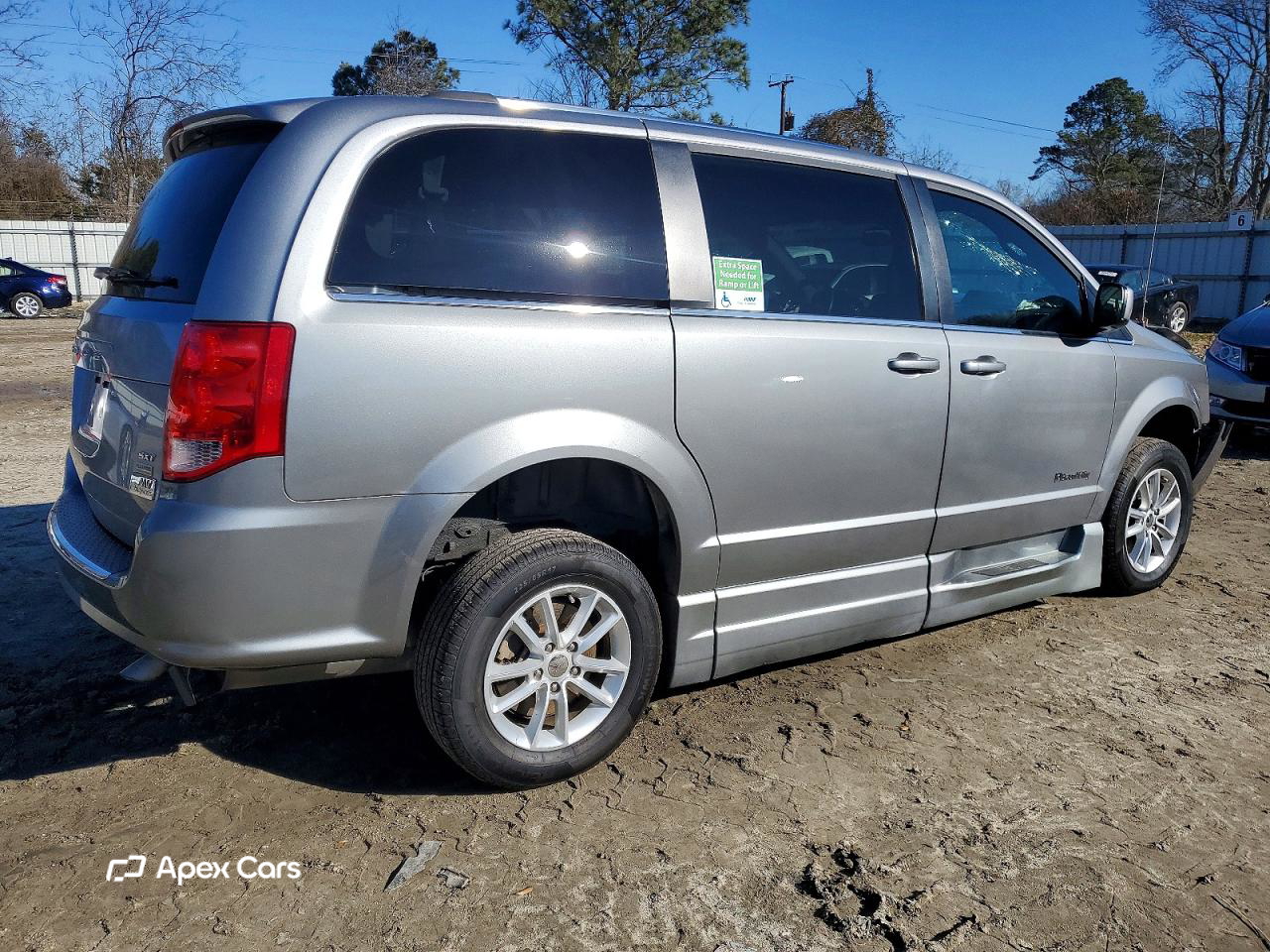 Dodge Caravan 2019