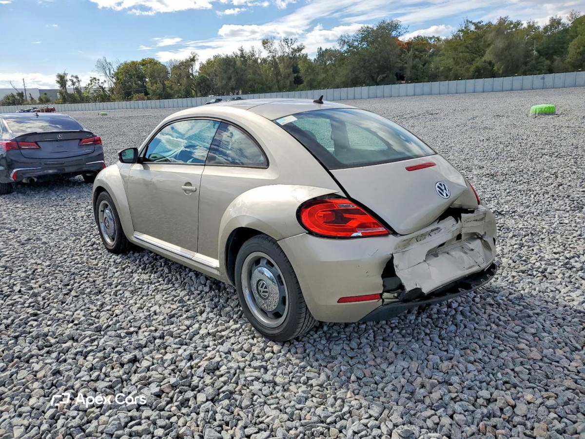 Volkswagen Beetle 2012