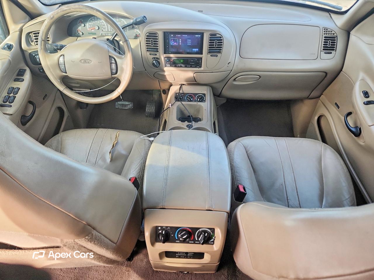 Ford Expedition 2002