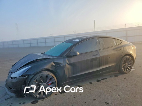 Tesla Model 3 2021 - Image 1 of 13