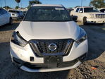 Nissan Kicks 2020