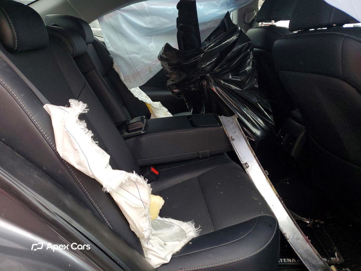 Lexus ES 2018