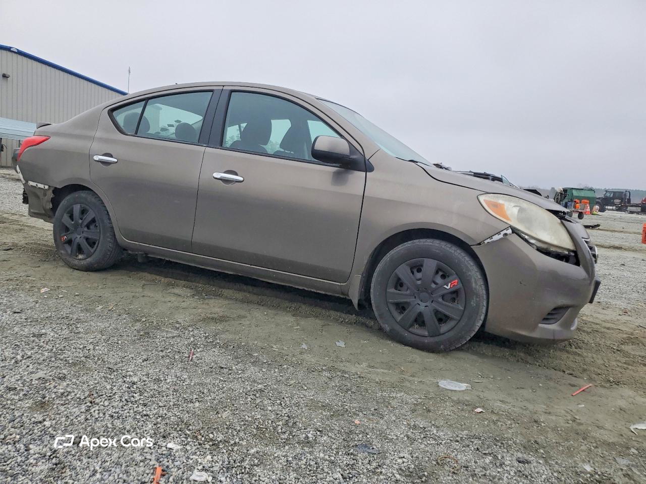 Nissan Versa 2014