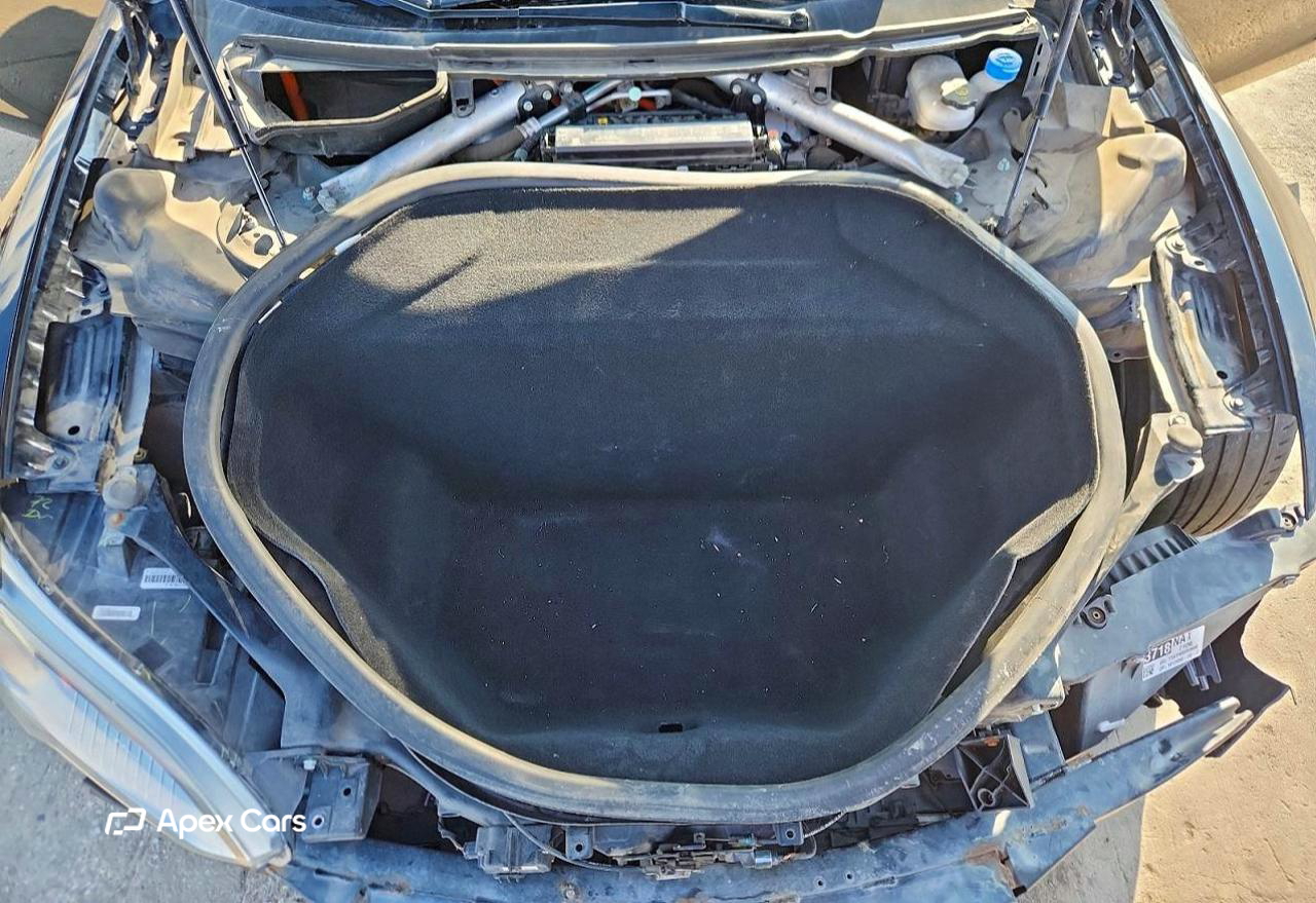 Tesla Model S 2015