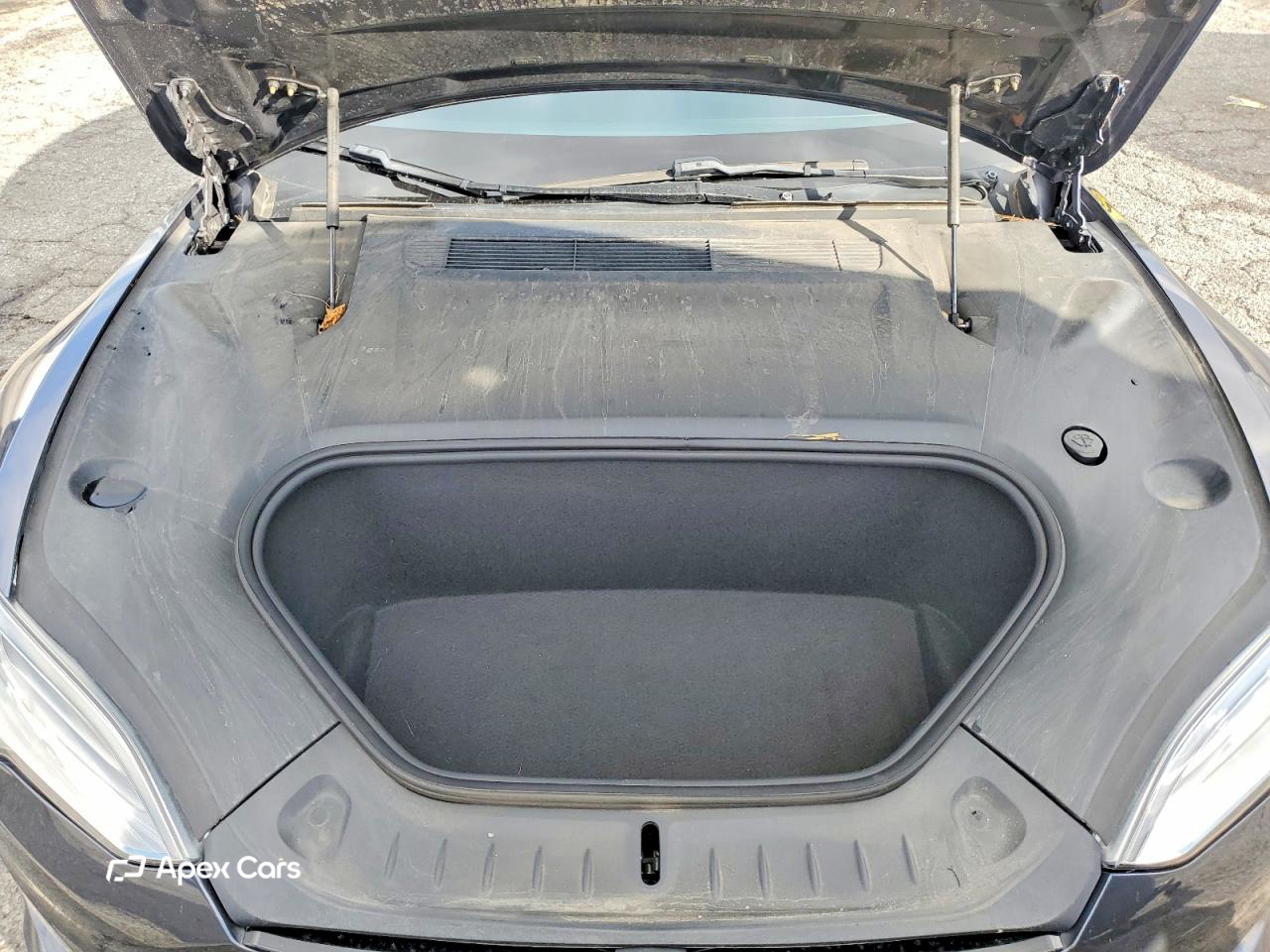 Tesla Model S 2021