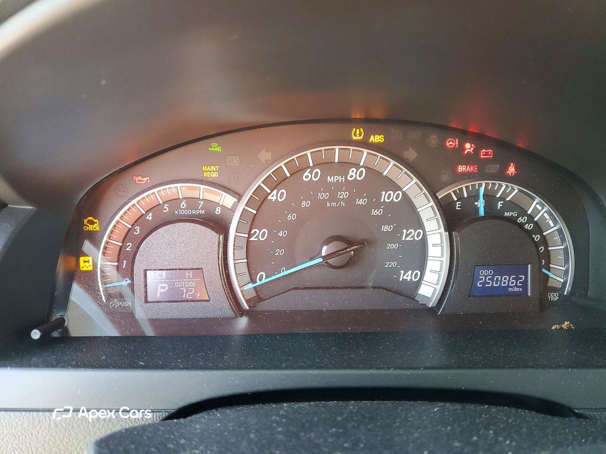 Toyota Camry 2012