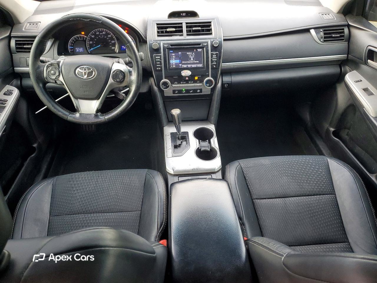 Toyota Camry 2014