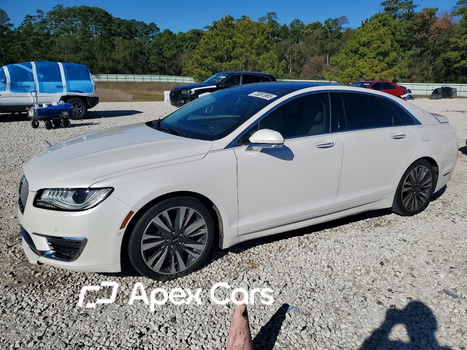 Lincoln MKZ 2017 - Image 1 of 13