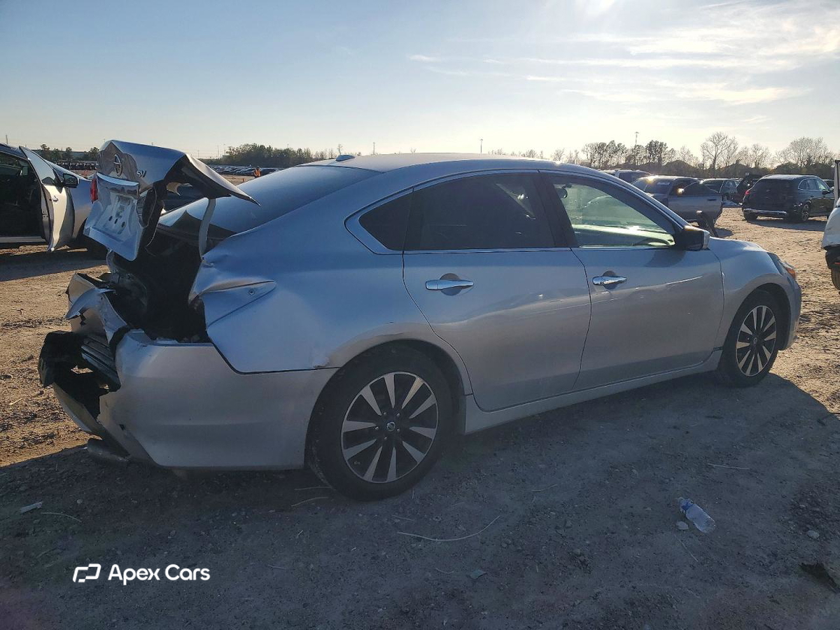 Nissan Altima 2018