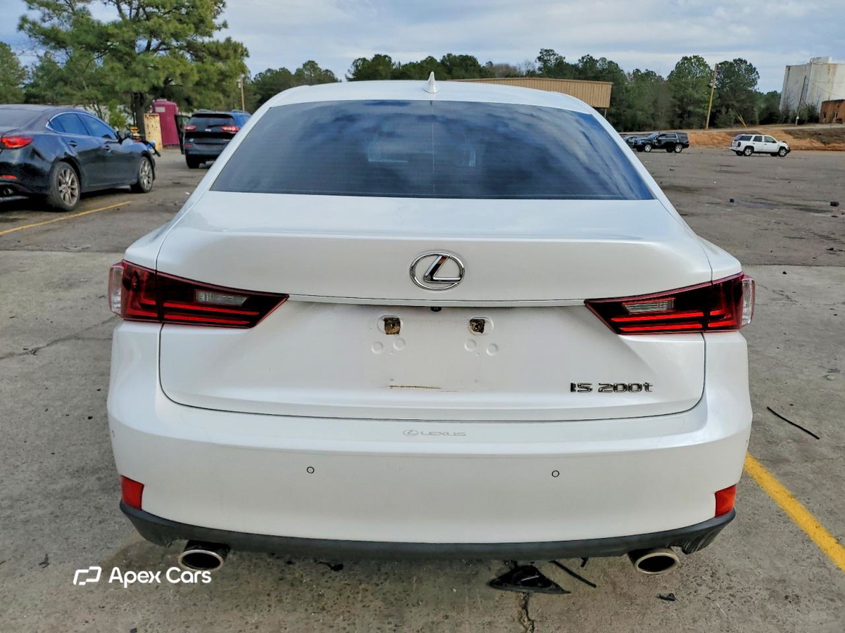Lexus IS 2016