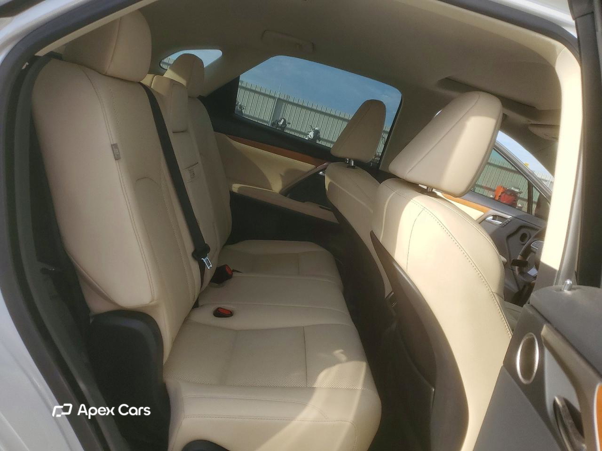 Lexus RX 2021