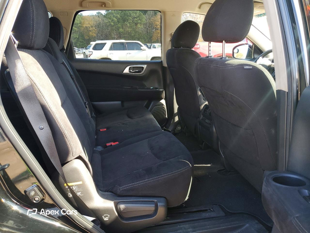 Nissan Pathfinder 2016