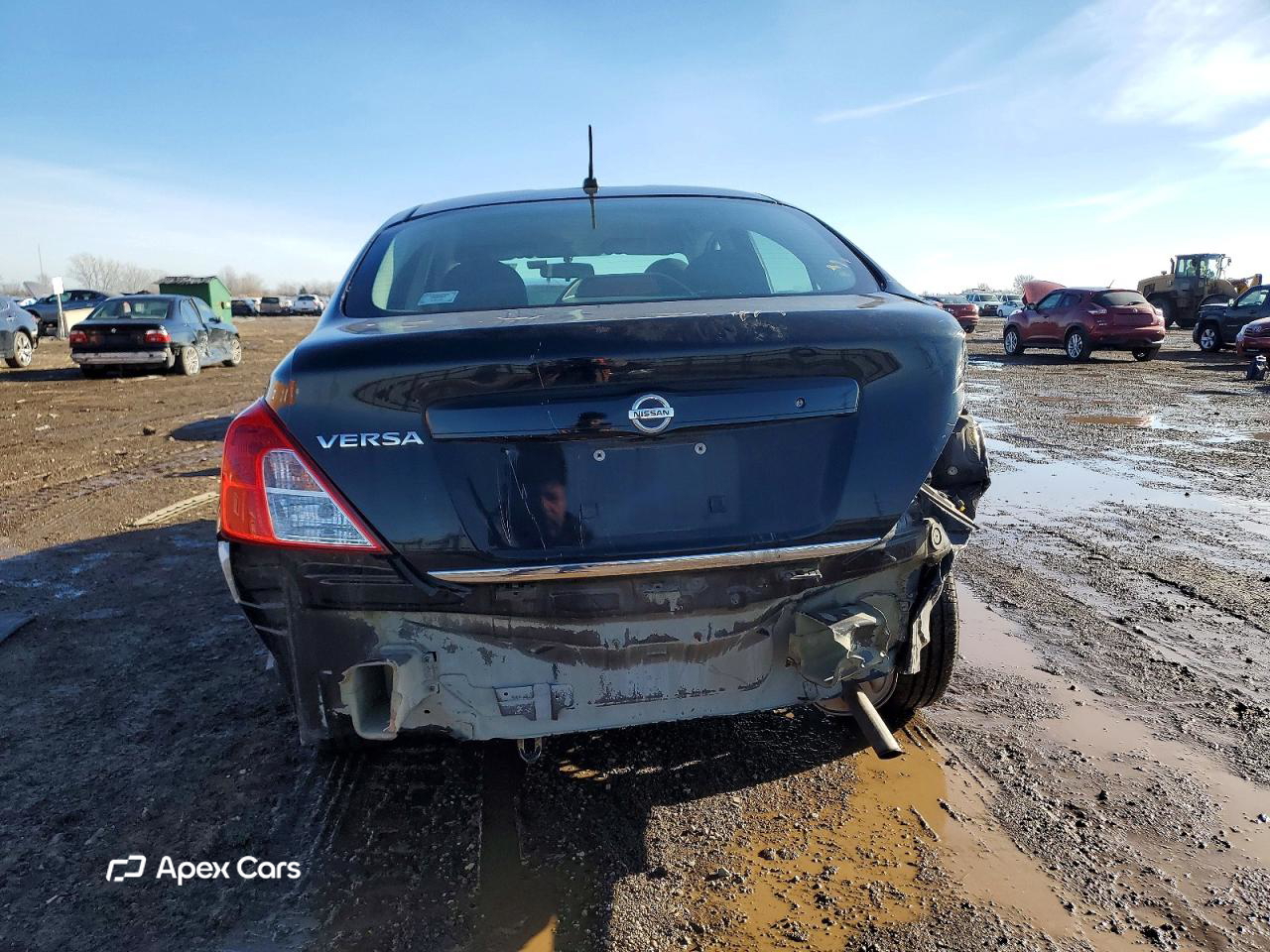 Nissan Versa 2015