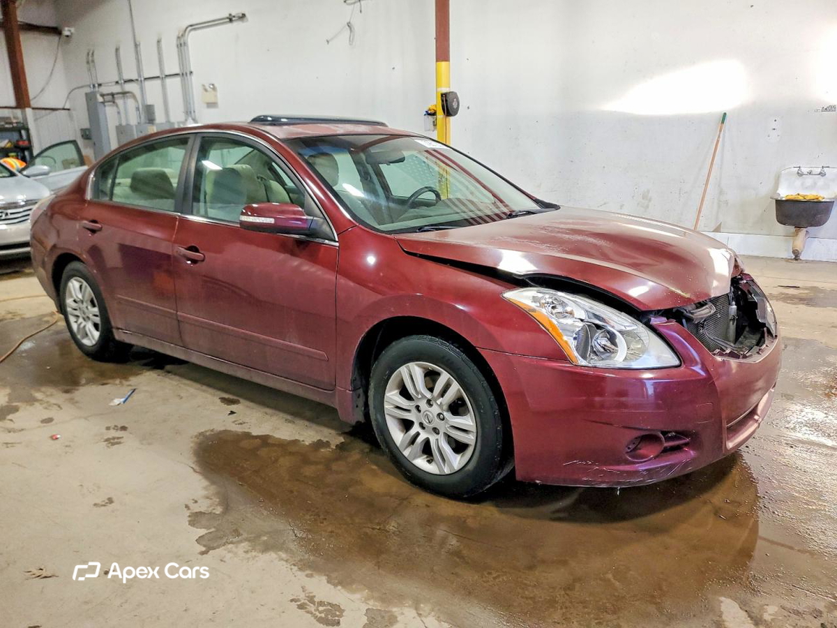 Nissan Altima 2012