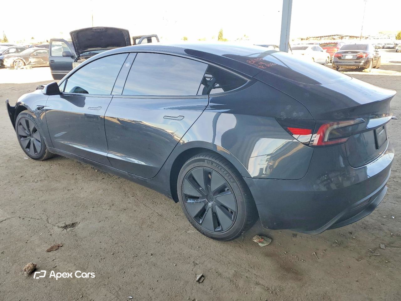 Tesla Model 3 2025