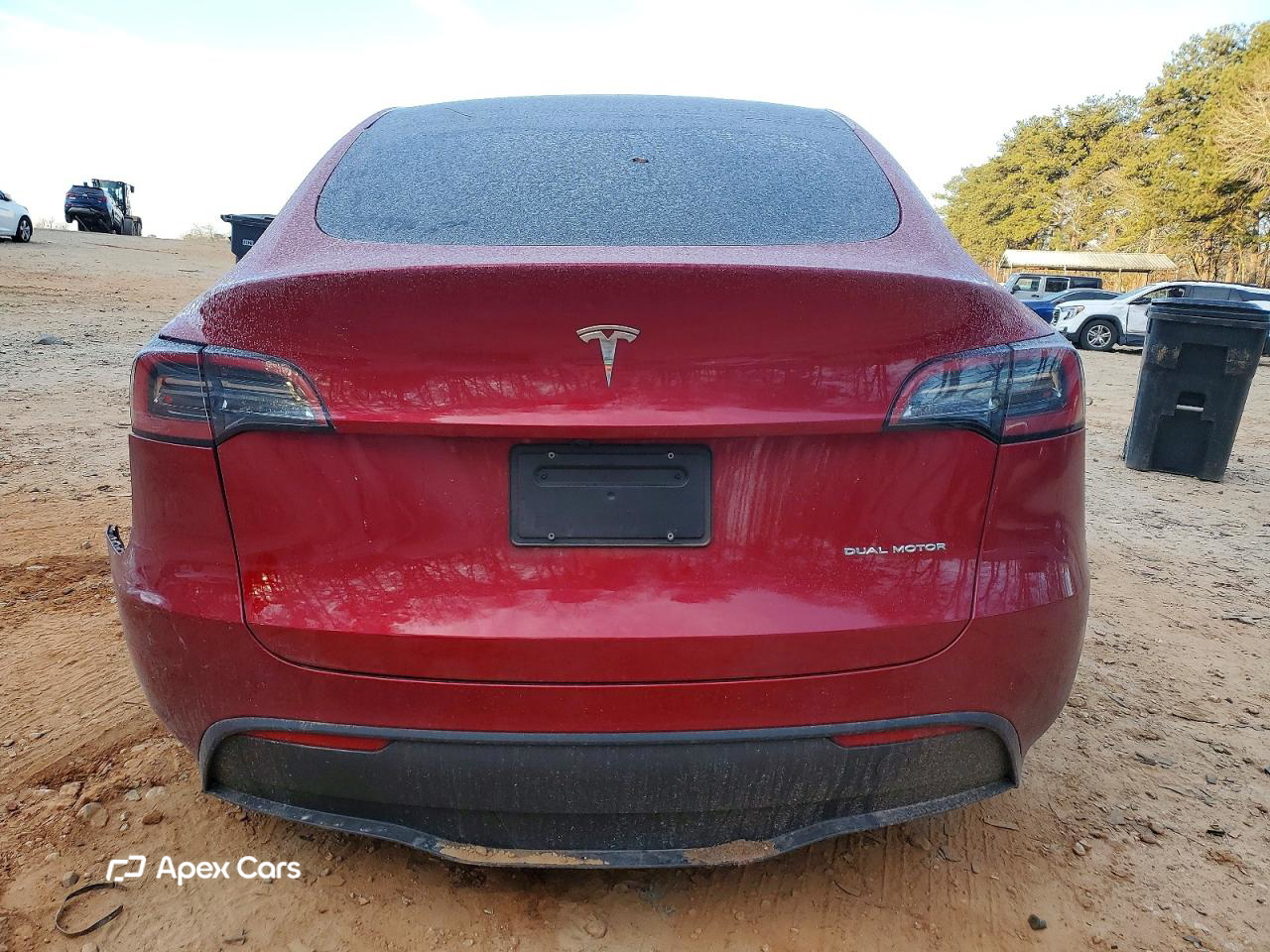 Tesla Model Y 2024