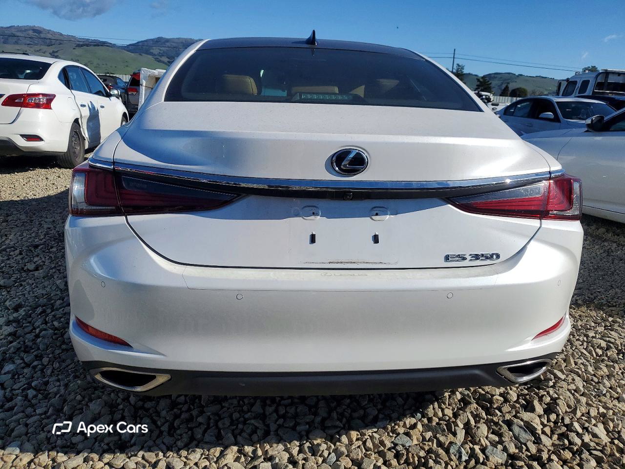 Lexus ES 2020