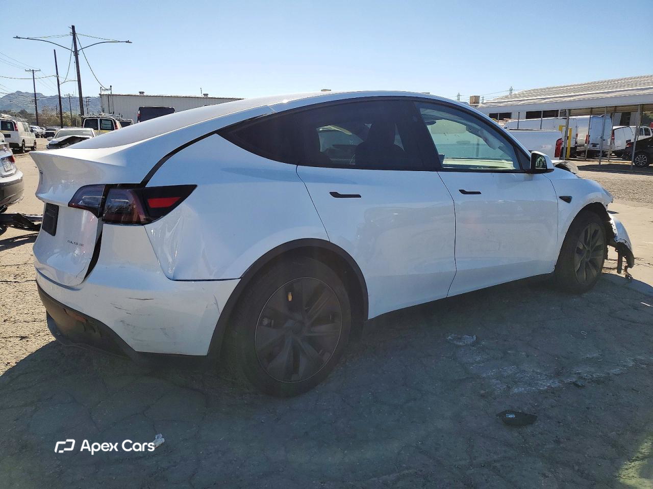 Tesla Model Y 2024