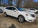 Lincoln MKT 2014