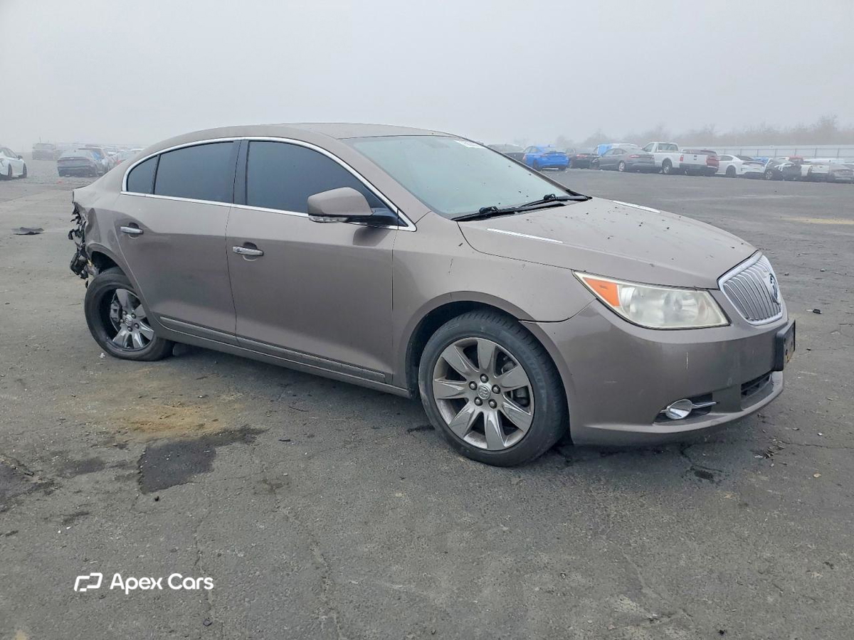 Buick LaCrosse 2011