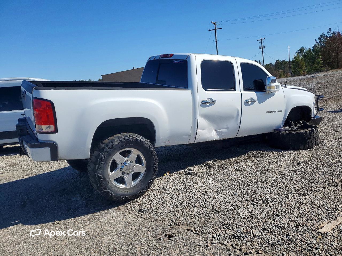 GMC Sierra 2013