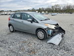 Nissan Versa 2015