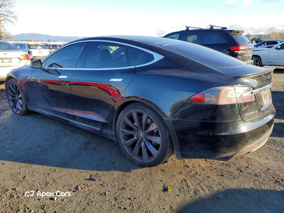 Tesla Model S 2012