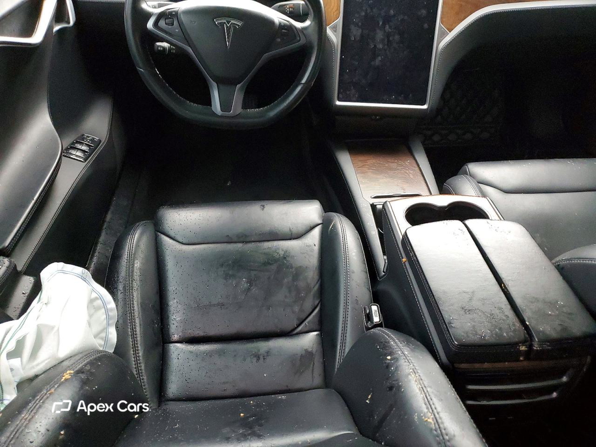 Tesla Model S 2019