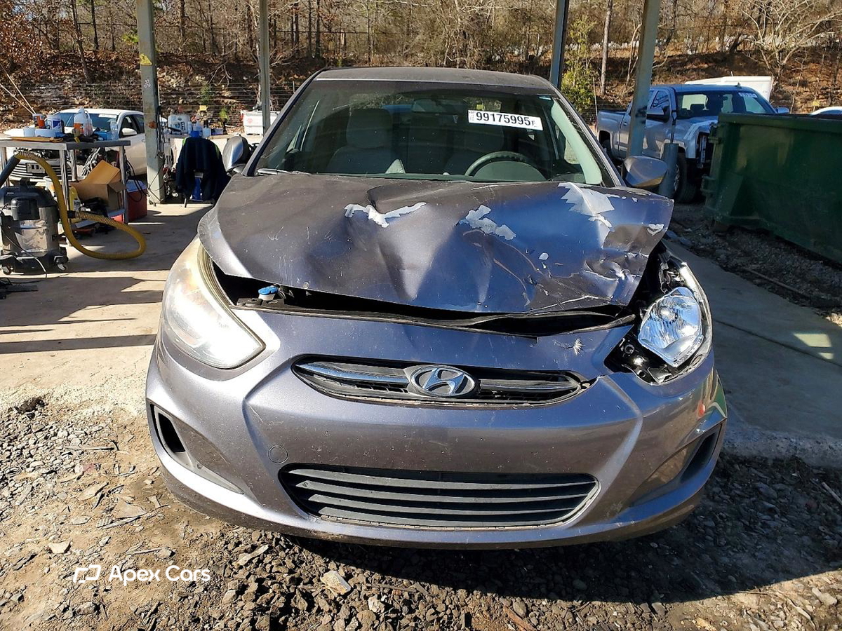 Hyundai Accent 2015