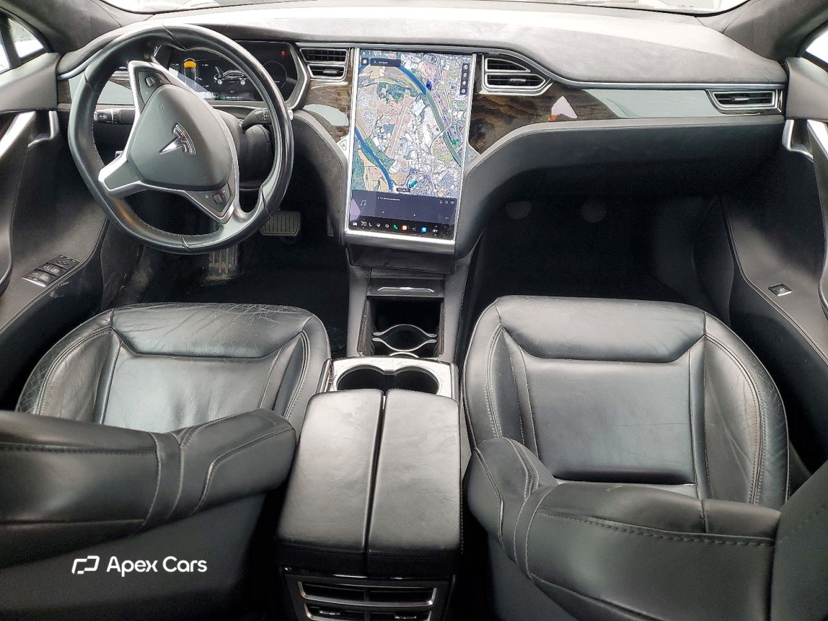 Tesla Model S 2016