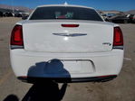 Chrysler 300 2019