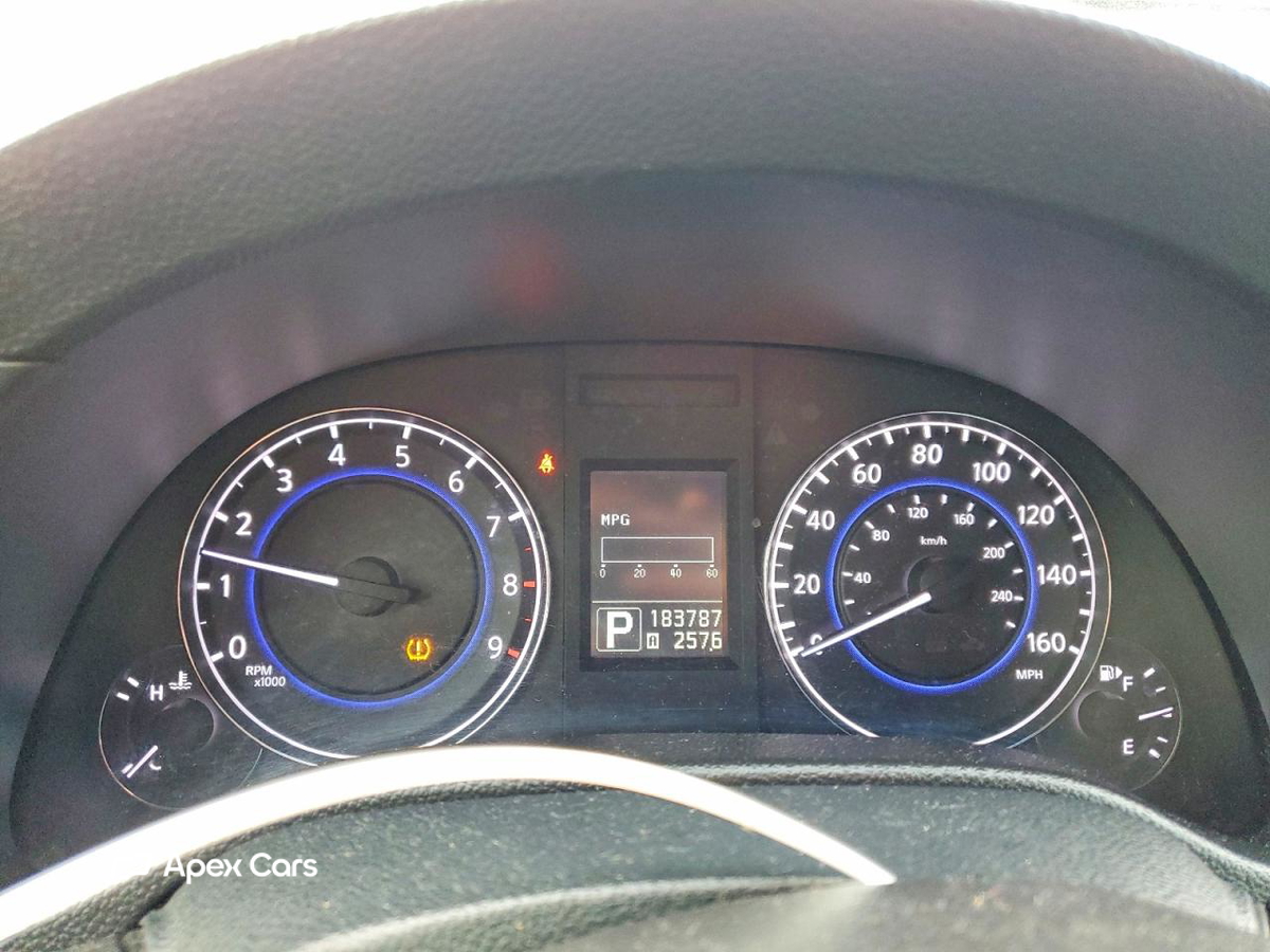 Infiniti G 2013