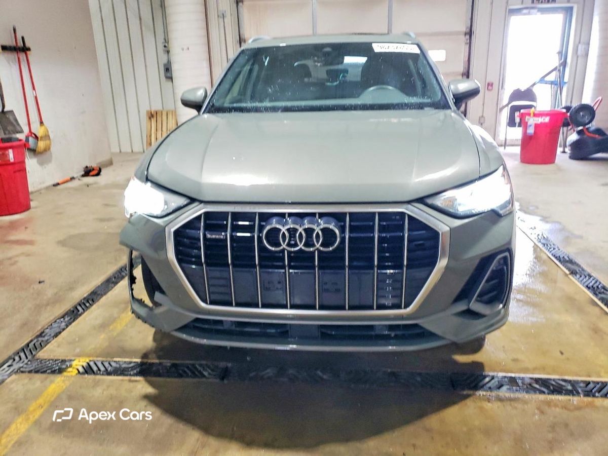 Audi Q3 2021