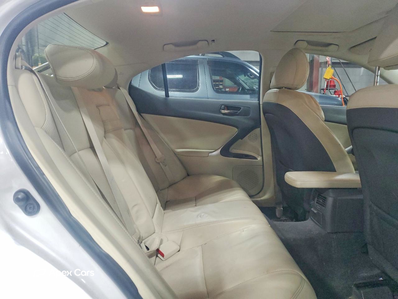 Lexus IS 2012