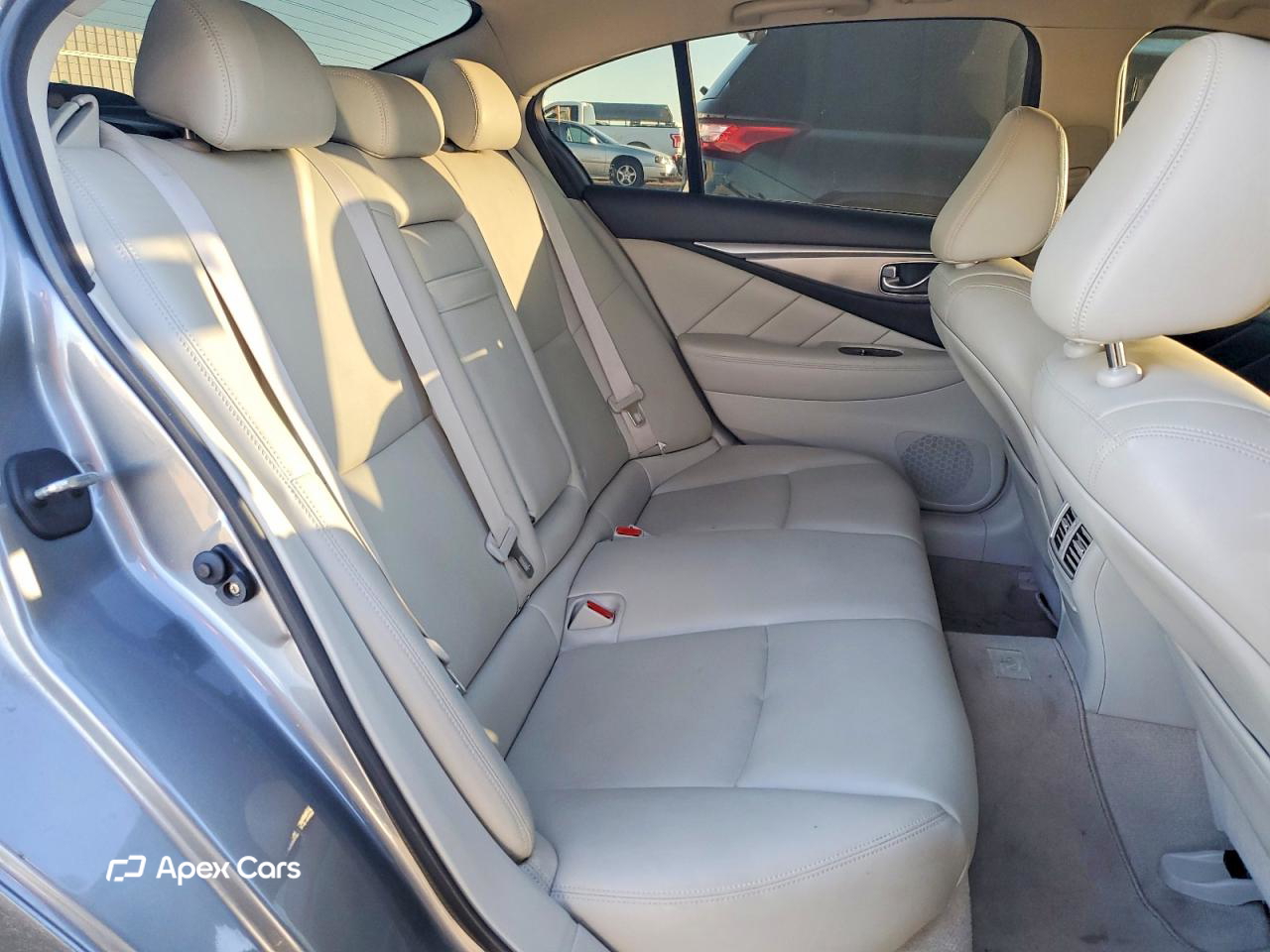 Infiniti Q50 2014