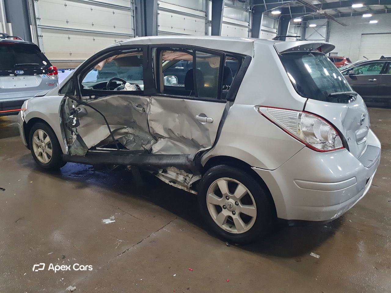 Nissan Versa 2012