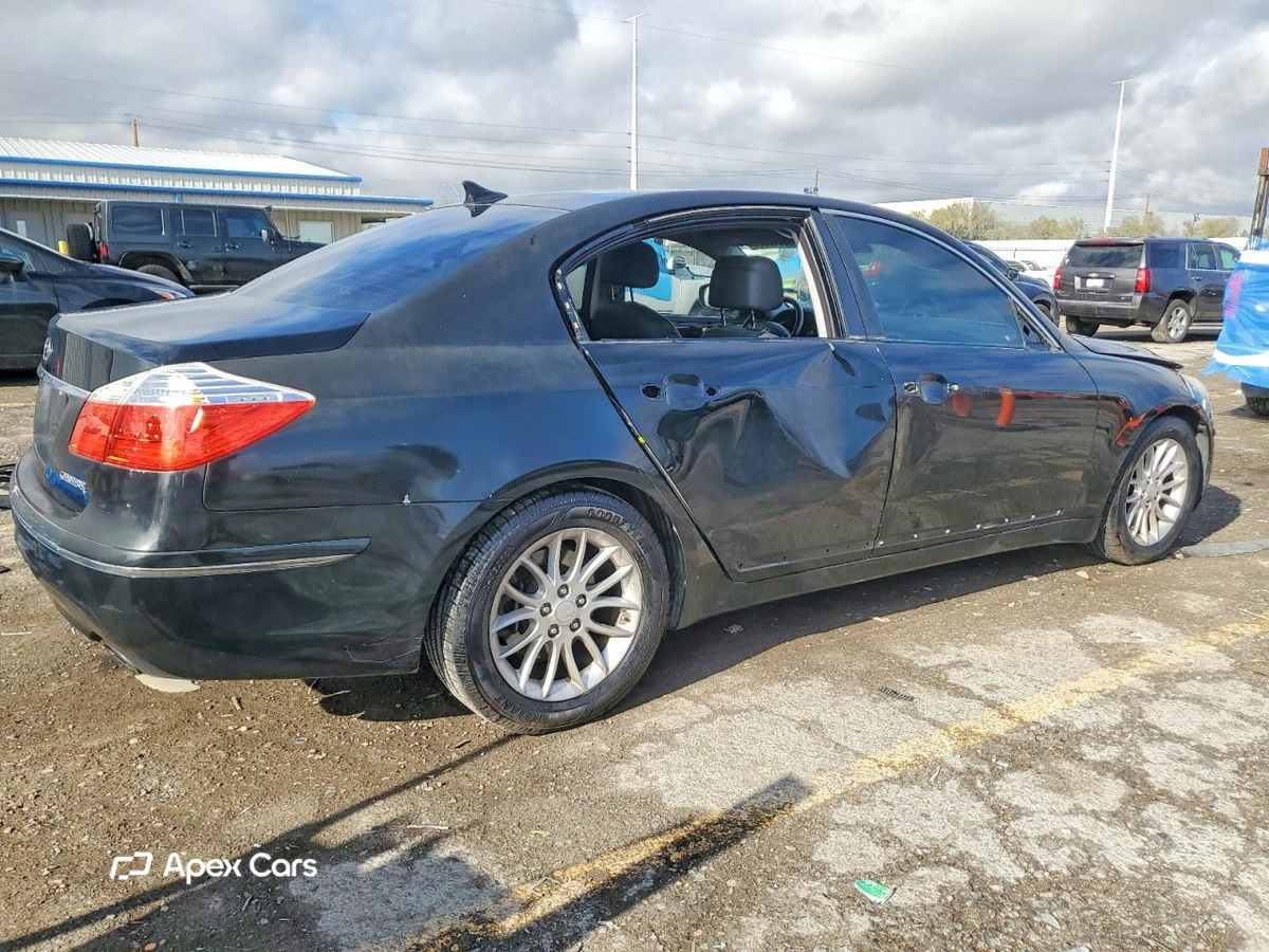 Hyundai Genesis 2009