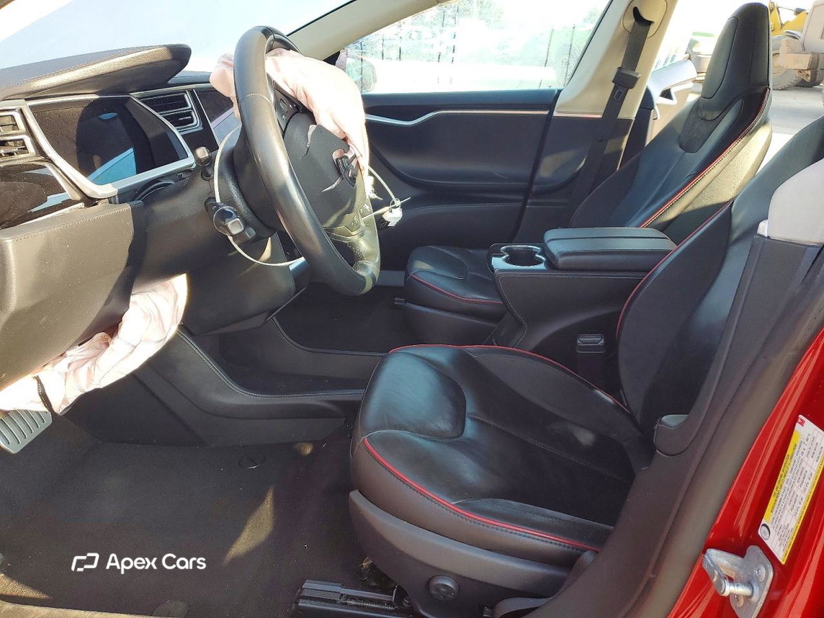 Tesla Model S 2014