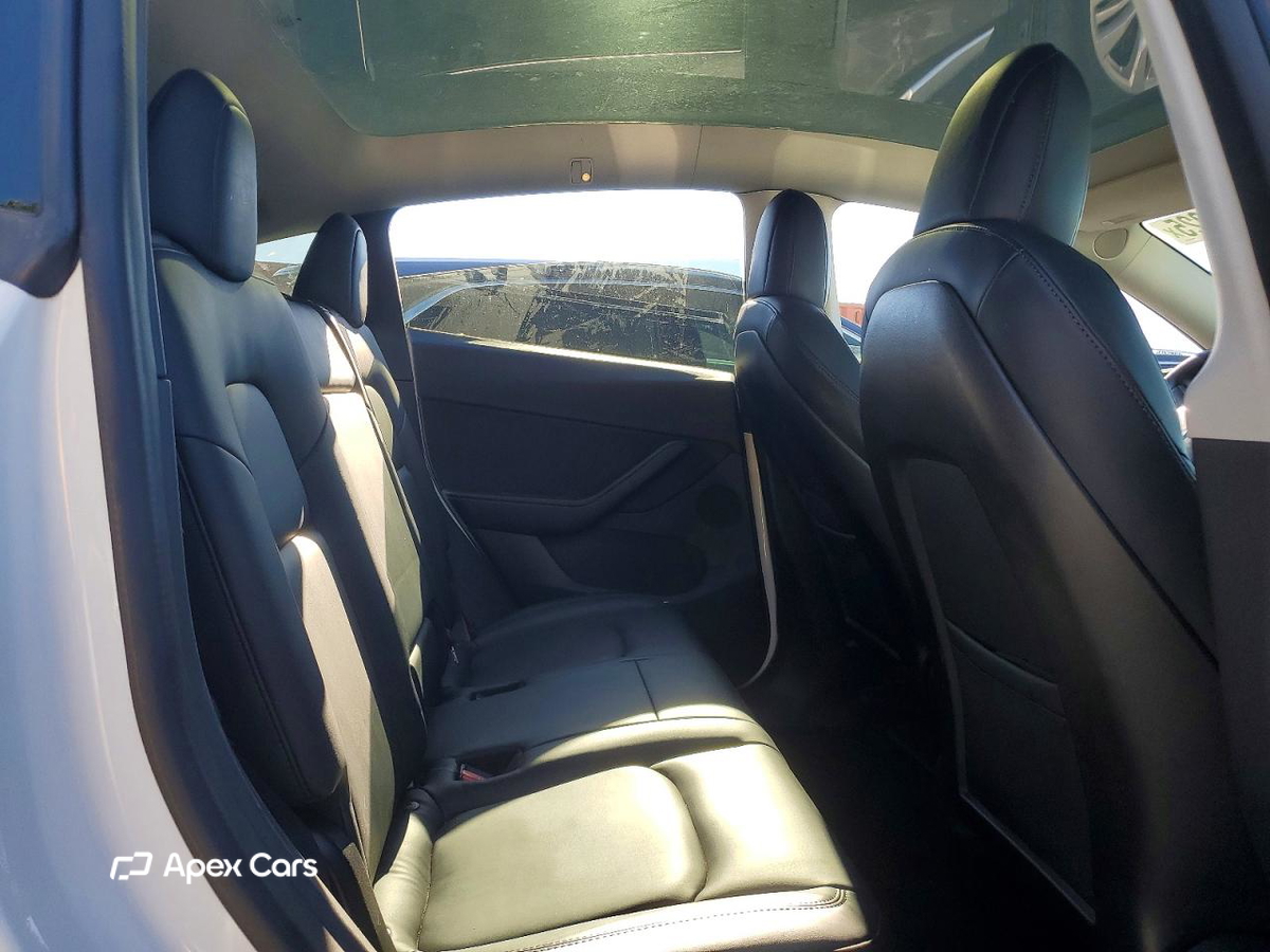 Tesla Model Y 2020