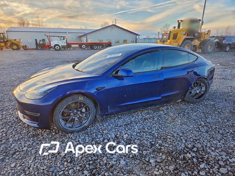 Tesla Model 3 2022 - Image 1 of 13