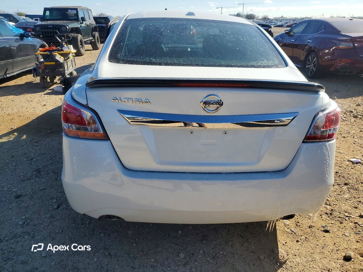Nissan Altima 2015
