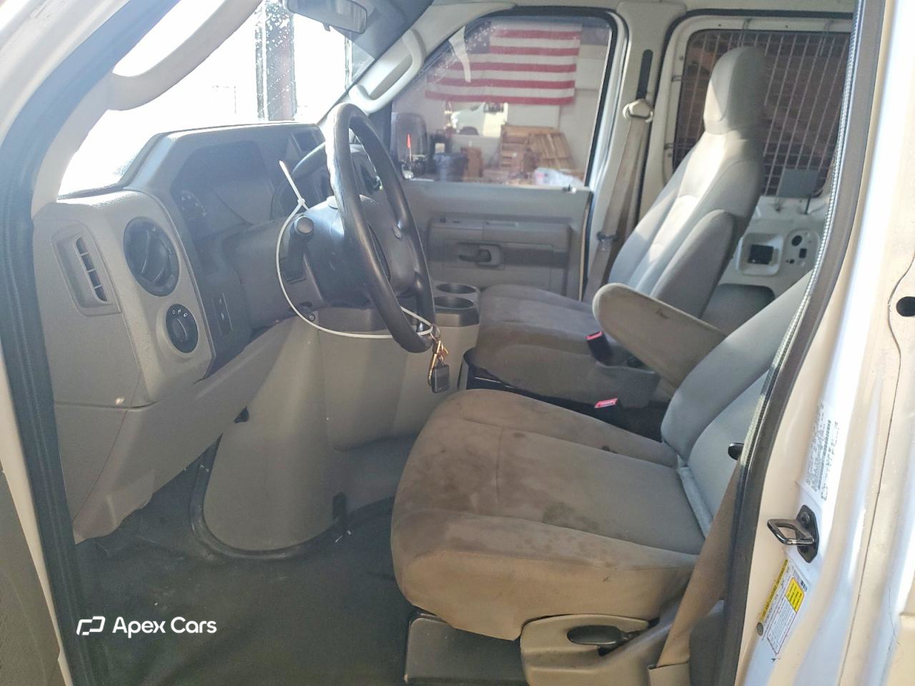 Ford Econoline 2014