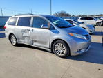 Toyota Sienna 2015